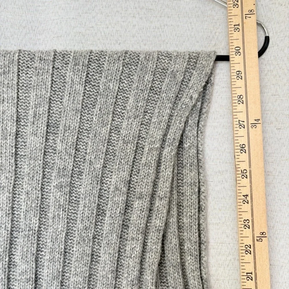 Enrico Coveri Wool Scarf Grey Ribbed Knit Embroidery Logo minimal capsule luxury